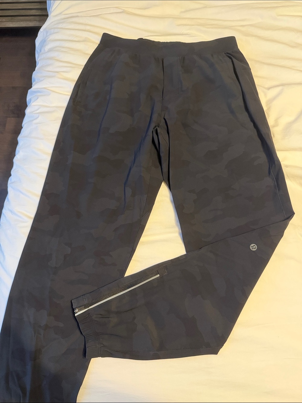 lululemon athletica Men’s Charcoal Camo Joggers